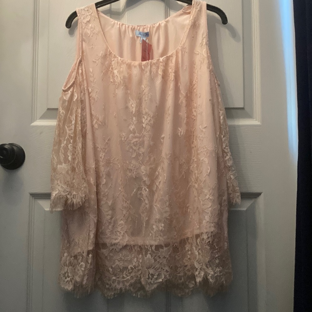 Women’s She & sky blouse size Large